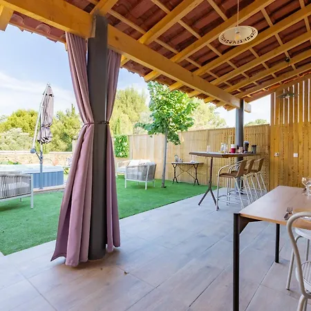 Le Clos Des Plaisirs - Avec Jacuzzi Prive Apartment
